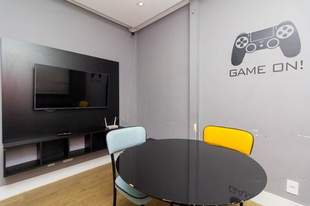 Apartamento para alugar com 38m², 2 quartos e sem vagaÁrea comum - Salão de Jogos