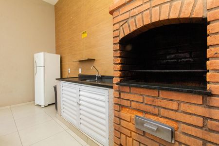 Apartamento para alugar com 38m², 2 quartos e sem vagaÁrea comum - Churrasqueira