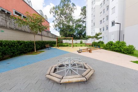 Apartamento para alugar com 38m², 2 quartos e sem vagaÁrea comum - Playground