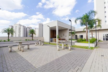 Apartamento para alugar com 38m², 2 quartos e sem vagaÁrea comum - Praça