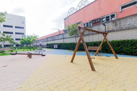 Apartamento para alugar com 38m², 2 quartos e sem vagaÁrea comum - Playground
