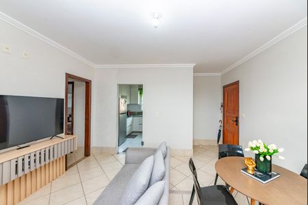Apartamento à venda com 81m², 3 quartos e 1 vaga Apartamento à venda com 81m², 3 quartos e 1 vagaSala