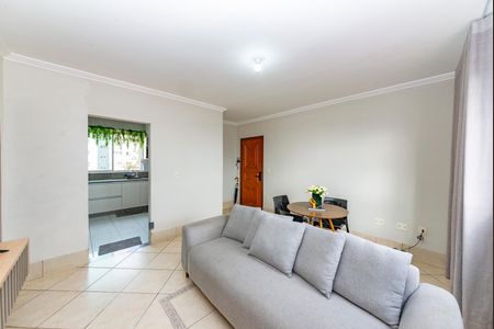 Apartamento à venda com 81m², 3 quartos e 1 vaga Apartamento à venda com 81m², 3 quartos e 1 vagaSala