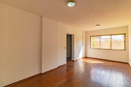 Apartamento para alugar com 91m², 3 quartos e 1 vaga Apartamento para alugar com 91m², 3 quartos e 1 vagaSala