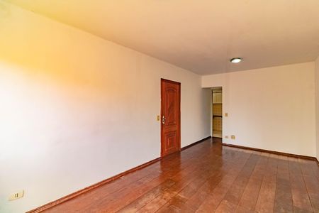 Apartamento para alugar com 91m², 3 quartos e 1 vaga Apartamento para alugar com 91m², 3 quartos e 1 vagaSala