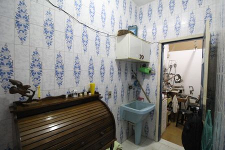 Casa de condomínio à venda com 207m², 7 quartos e 1 vagaÁrea de serviço