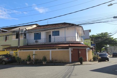 Casa de condomínio à venda com 207m², 7 quartos e 1 vagaFachada