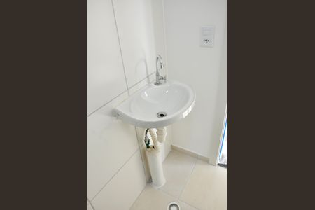 Apartamento para alugar com 64m², 2 quartos e 1 vaga Apartamento para alugar com 64m², 2 quartos e 1 vagaSuíte Banheiro