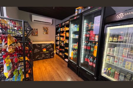 Apartamento à venda com 60m², 2 quartos e 1 vagaÁrea comum - Mini Mercado