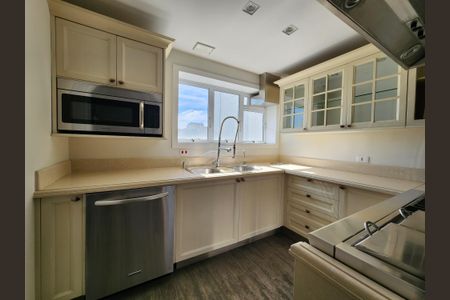 Apartamento à venda com 300m², 3 quartos e 4 vagasCozinha