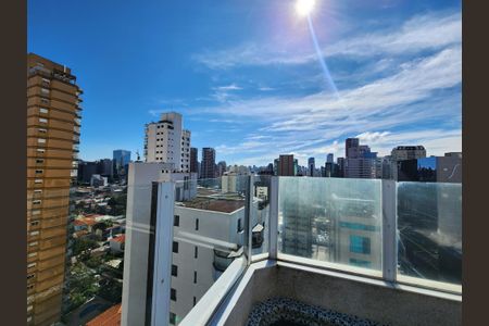 Apartamento à venda com 300m², 3 quartos e 4 vagasVaranda - Piscina
