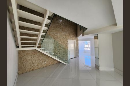 Apartamento à venda com 300m², 3 quartos e 4 vagasSala