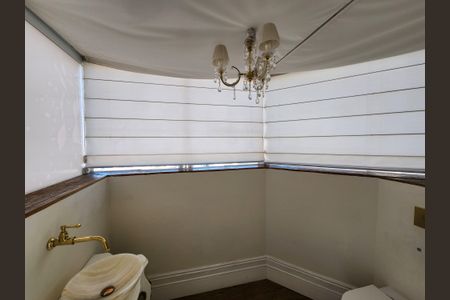 Apartamento à venda com 300m², 3 quartos e 4 vagasLavabo