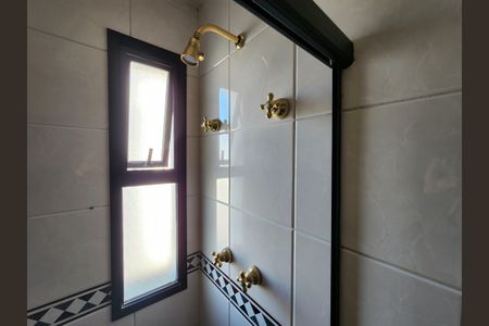 Apartamento à venda com 300m², 3 quartos e 4 vagasBanheiro da Suíte 2