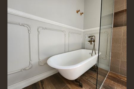 Apartamento à venda com 300m², 3 quartos e 4 vagasBanheiro da Suíte 1