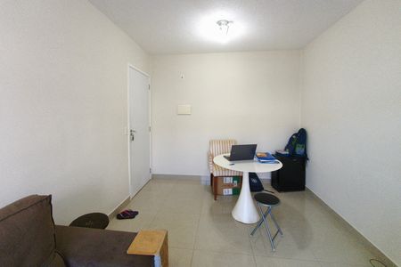 Sala de apartamento à venda com 2 quartos, 50m² em Jardim Nova Europa, Campinas