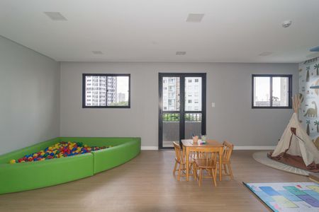 Apartamento à venda com 43m², 2 quartos e sem vagaÁrea comum