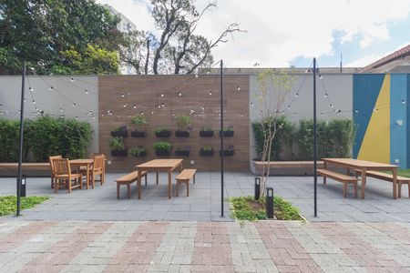 Apartamento à venda com 43m², 2 quartos e sem vagaÁrea comum