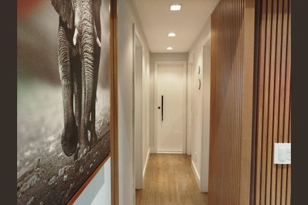 Apartamento à venda com 123m², 3 quartos e 2 vagasCorredor