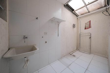 Apartamento à venda com 32m², 1 quarto e sem vagaÁrea de Serviço