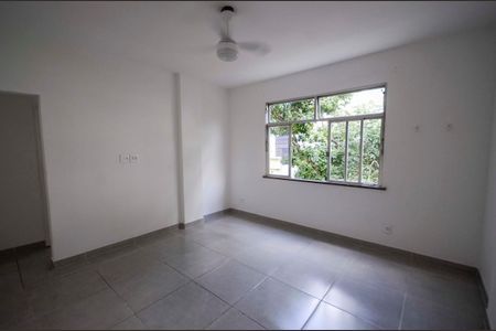 Apartamento para alugar com 75m², 3 quartos e 1 vaga Apartamento para alugar com 75m², 3 quartos e 1 vagaSala