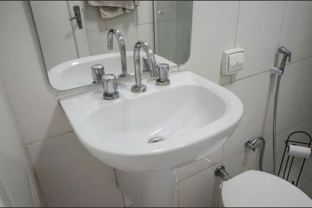 Apartamento para alugar com 75m², 3 quartos e 1 vaga Apartamento para alugar com 75m², 3 quartos e 1 vagaBanheiro