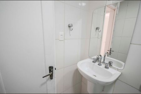 Apartamento para alugar com 75m², 3 quartos e 1 vaga Apartamento para alugar com 75m², 3 quartos e 1 vagaBanheiro
