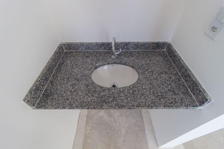 Apartamento à venda com 42m², 2 quartos e sem vagaBanheiro