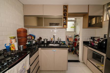 Apartamento à venda com 93m², 3 quartos e 2 vagas Apartamento à venda com 93m², 3 quartos e 2 vagasCozinha