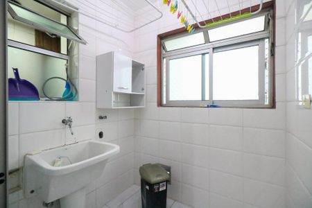 Apartamento para alugar com 58m², 2 quartos e 1 vagaÁrea de Serviço
