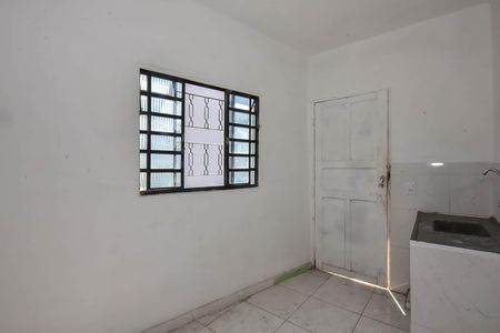 Casa para alugar com 55m², 2 quartos e sem vaga Casa para alugar com 55m², 2 quartos e sem vagaCozinha