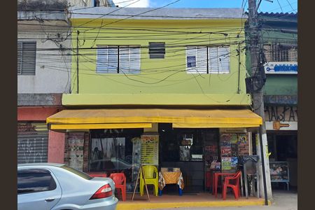 Casa para alugar com 55m², 2 quartos e sem vaga Casa para alugar com 55m², 2 quartos e sem vagaFachada