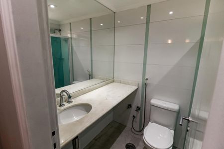 Apartamento à venda com 110m², 3 quartos e 2 vagasBanheiro da Suíte