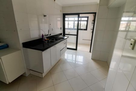 Apartamento à venda com 110m², 3 quartos e 2 vagasCozinha