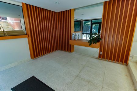 Apartamento à venda com 110m², 3 quartos e 2 vagasHall social