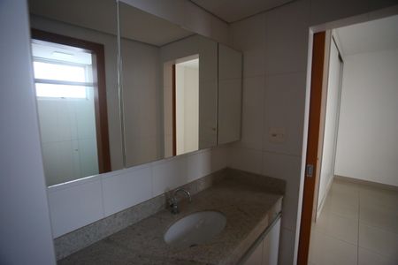 Apartamento à venda com 140m², 4 quartos e 2 vagasBanheiro da Suíte 1Banheiro da Suíte 1