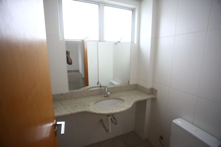Apartamento à venda com 140m², 4 quartos e 2 vagasLavabo