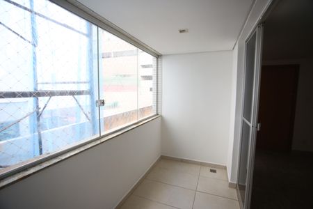 Apartamento à venda com 140m², 4 quartos e 2 vagasVaranda da Sala