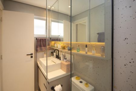 Casa à venda com 650m², 5 quartos e 5 vagasBanheiro da Suite 4 