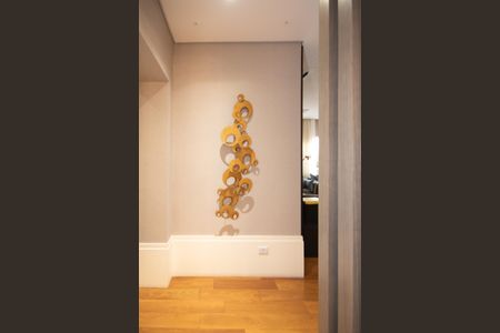 Casa à venda com 650m², 5 quartos e 5 vagasCorredor