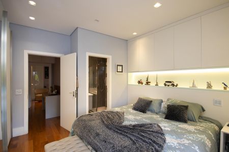 Casa à venda com 650m², 5 quartos e 5 vagasSuite 2