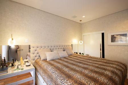 Casa à venda com 650m², 5 quartos e 5 vagasSuite 3