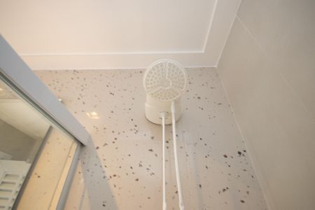 Casa à venda com 650m², 5 quartos e 5 vagasBanheiro da Área de serviço