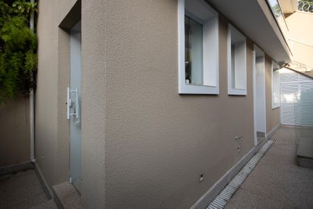 Casa à venda com 650m², 5 quartos e 5 vagasÁrea de Serviço