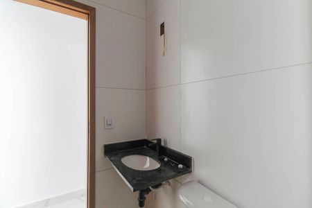 Casa à venda com 140m², 3 quartos e 2 vagasBanheiro