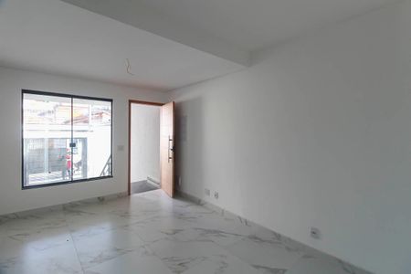 Casa à venda com 140m², 3 quartos e 2 vagasSala