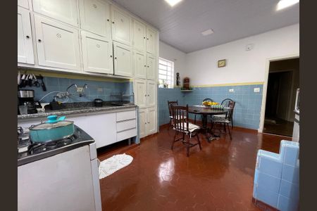 Casa à venda com 250m², 3 quartos e 3 vagasCozinha