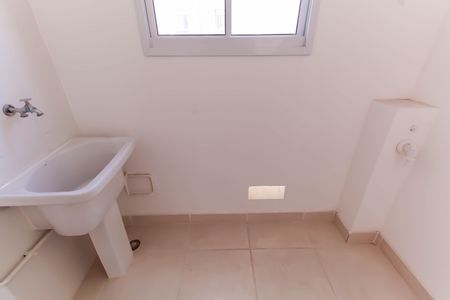 Apartamento à venda com 37m², 2 quartos e sem vaga Apartamento à venda com 37m², 2 quartos e sem vagaÁrea de Serviço