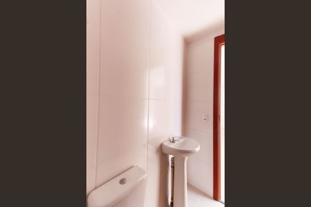 Apartamento à venda com 37m², 2 quartos e sem vaga Apartamento à venda com 37m², 2 quartos e sem vagaBanheiro