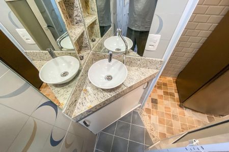 Apartamento para alugar com 33m², 1 quarto e sem vaga Apartamento para alugar com 33m², 1 quarto e sem vagaBanheiro